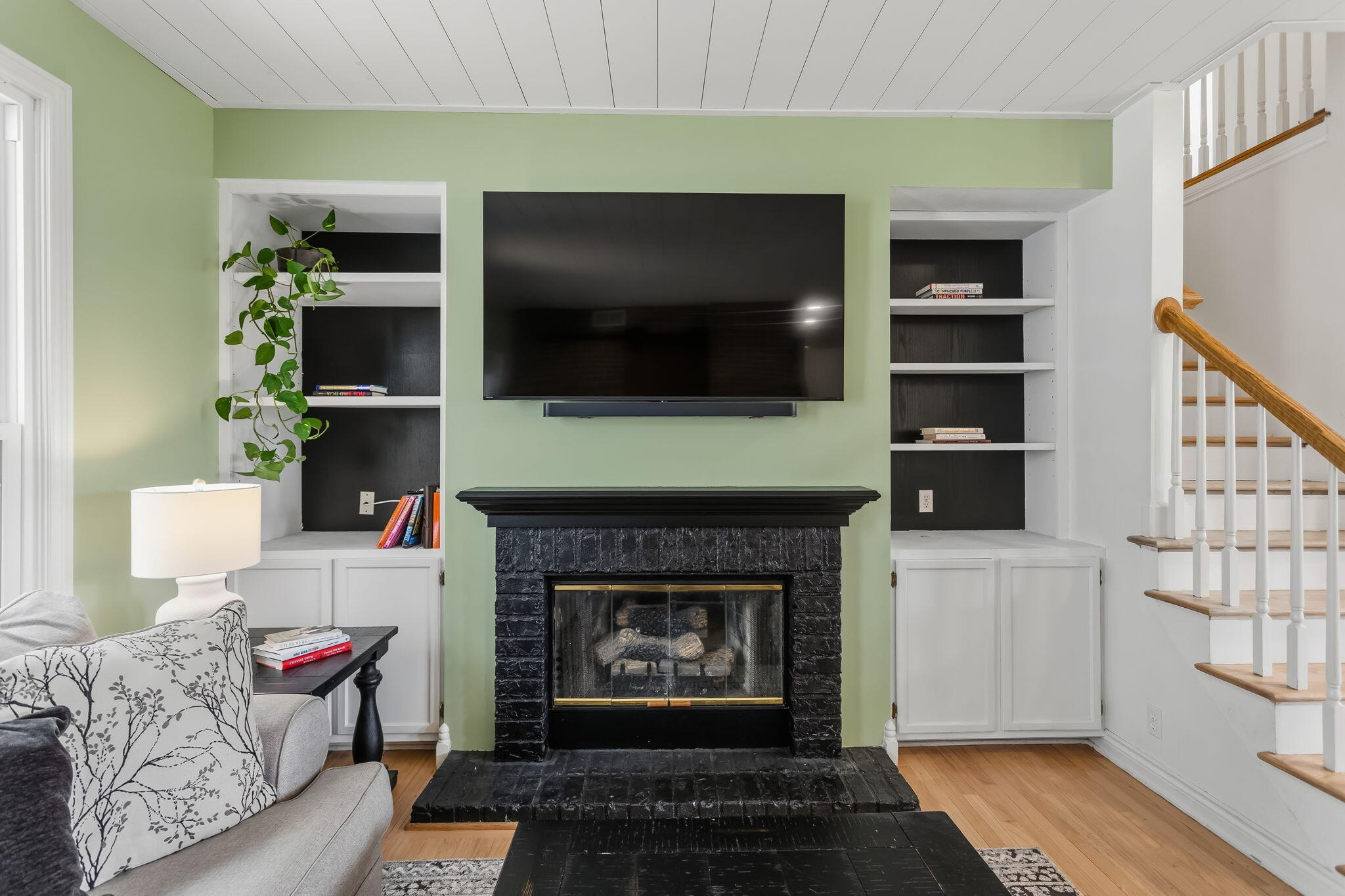 401 Erin Isle Court