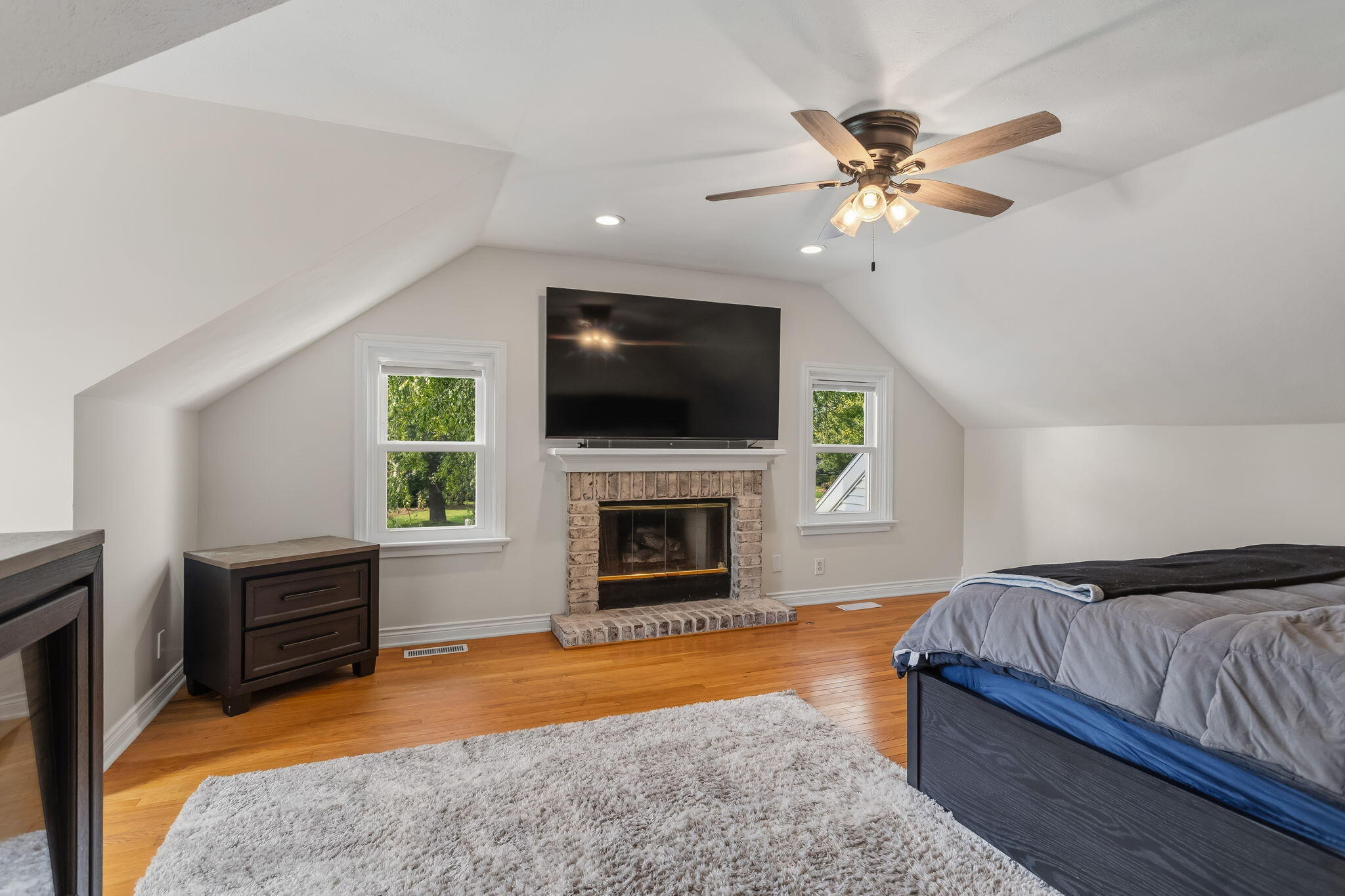 401 Erin Isle Court