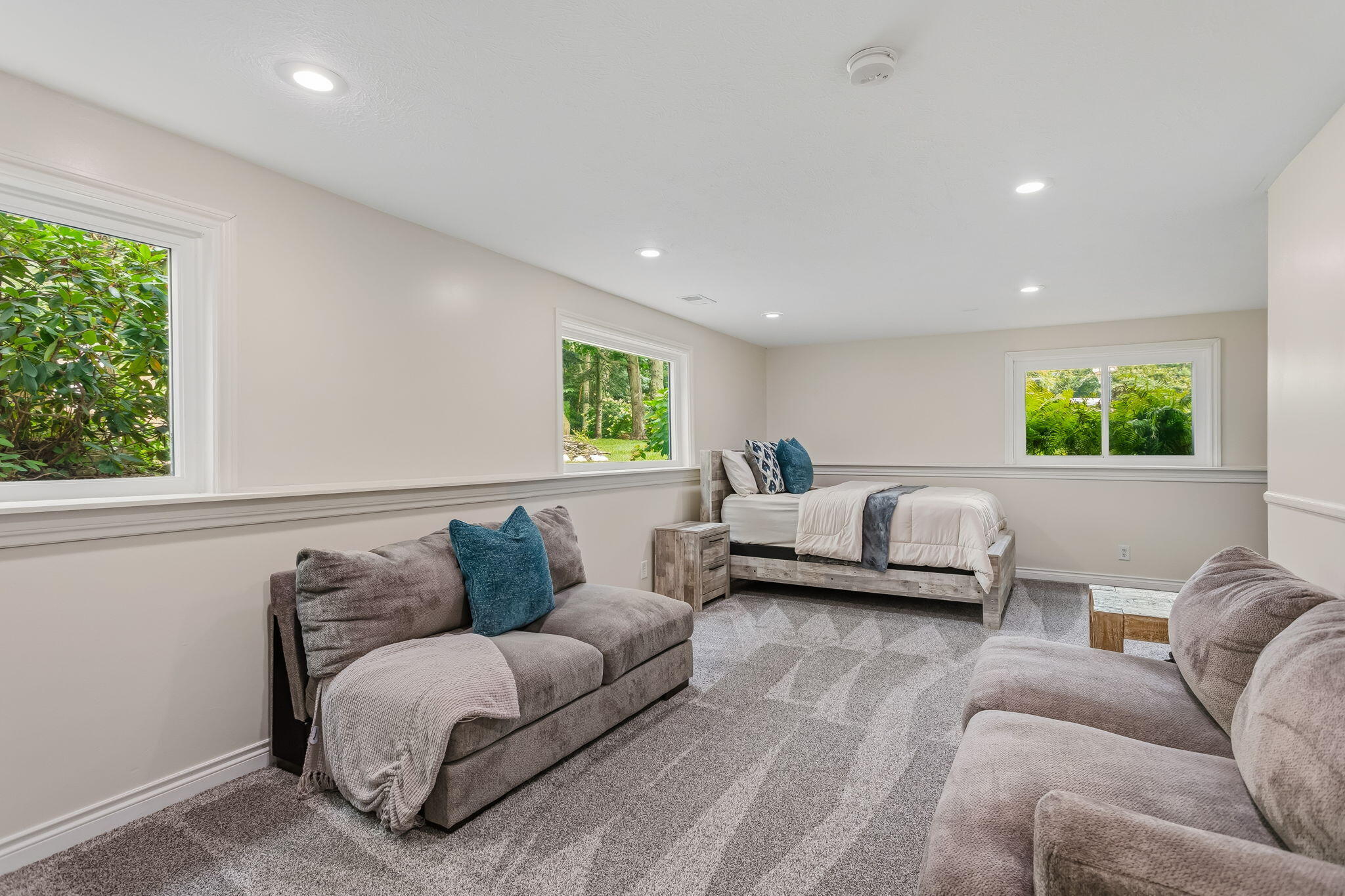 401 Erin Isle Court
