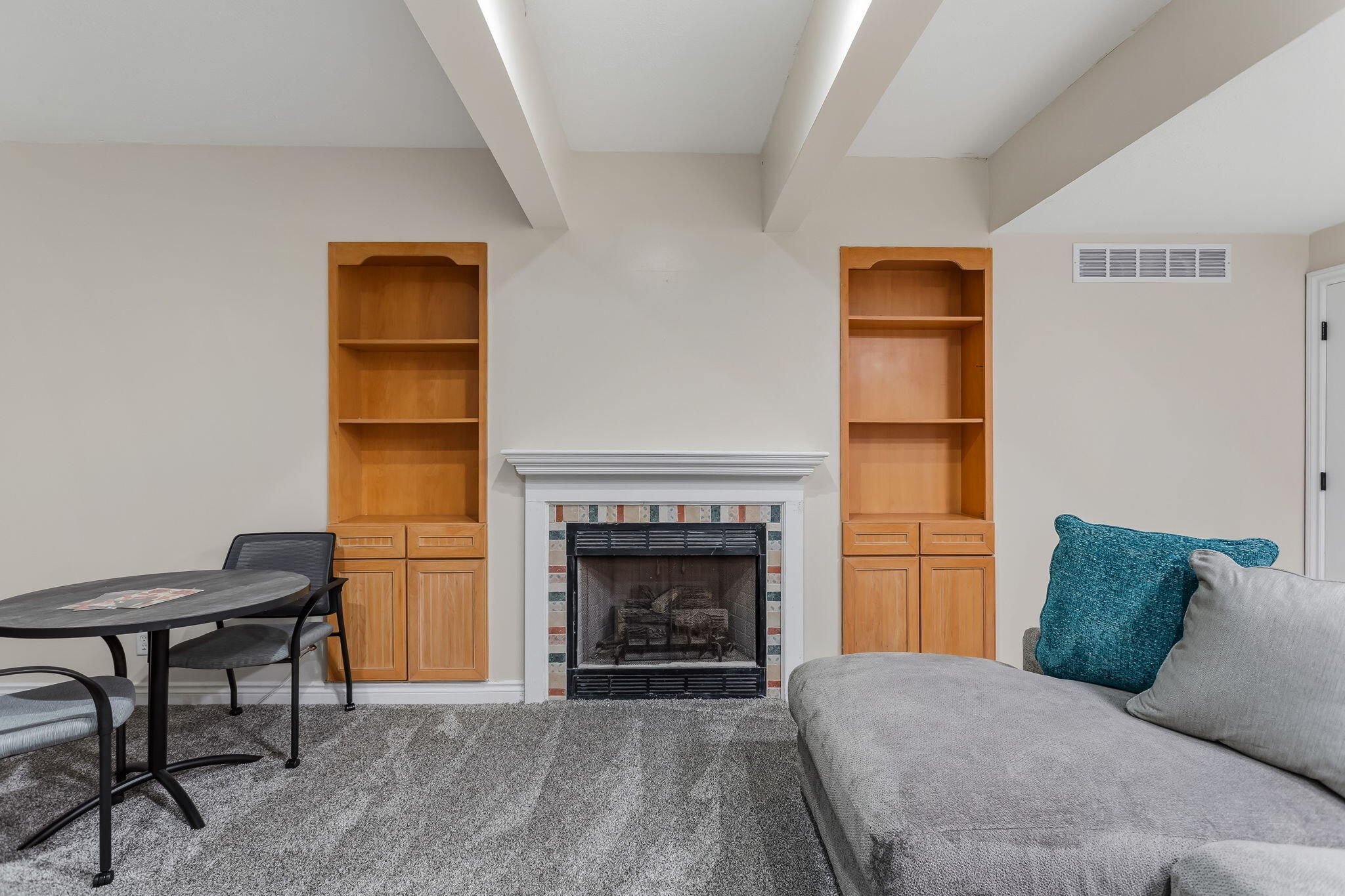 401 Erin Isle Court