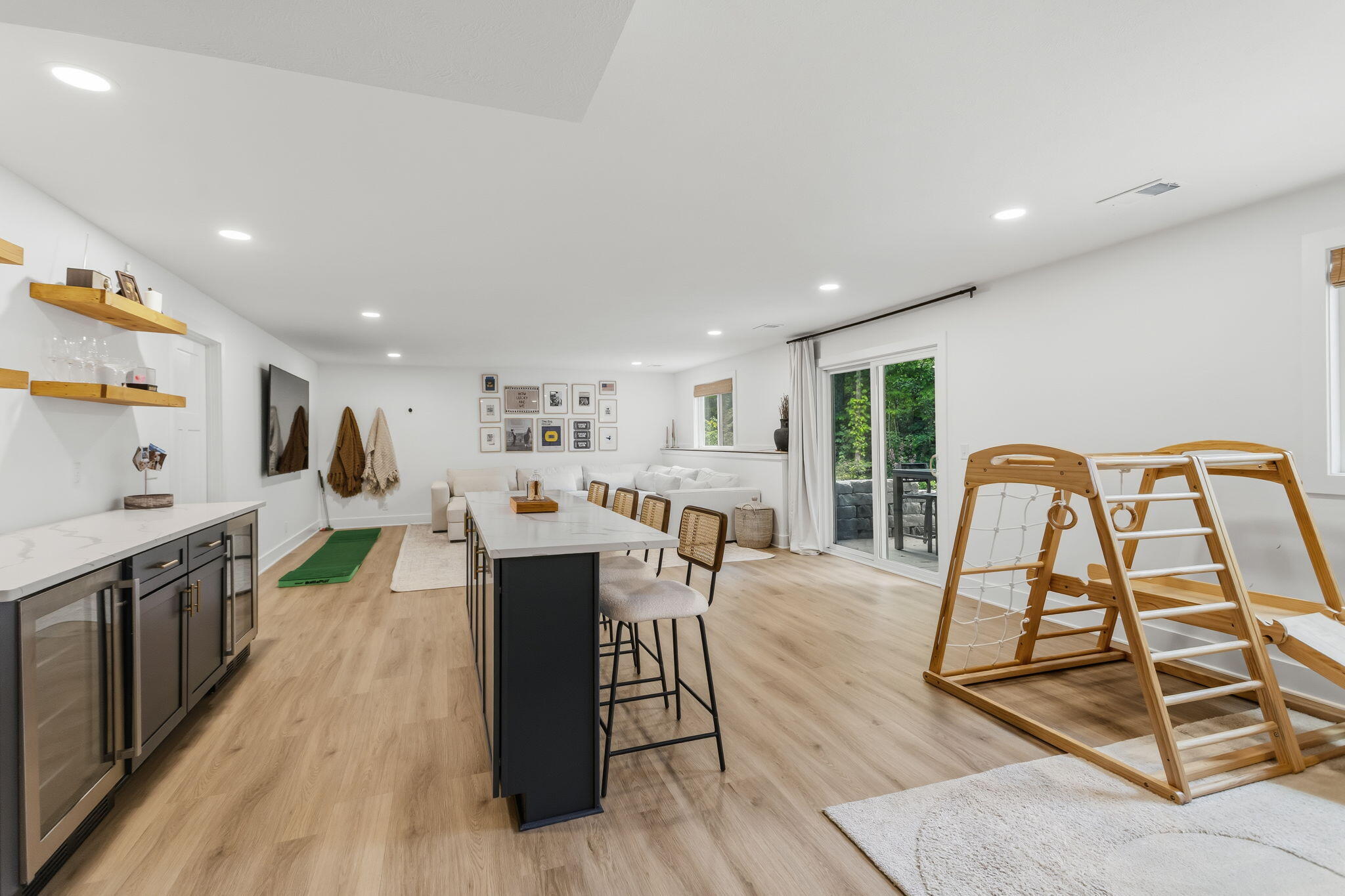 2523 Vanhorn Court