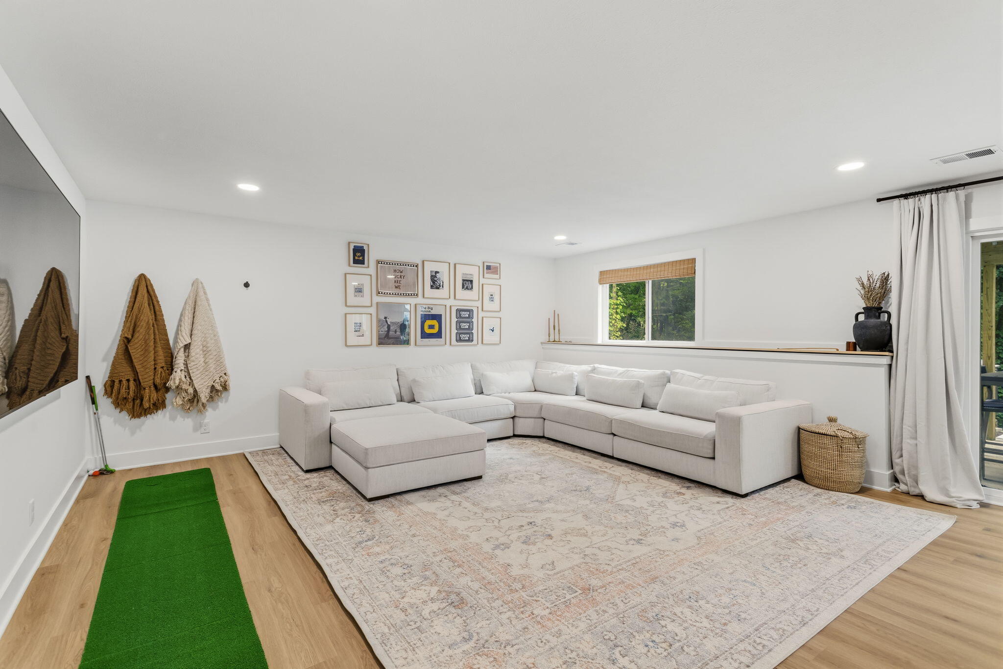2523 Vanhorn Court
