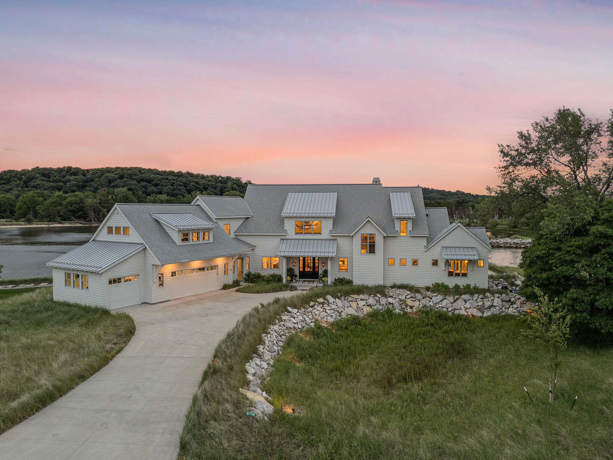 6736 Saugatuck Beach Road