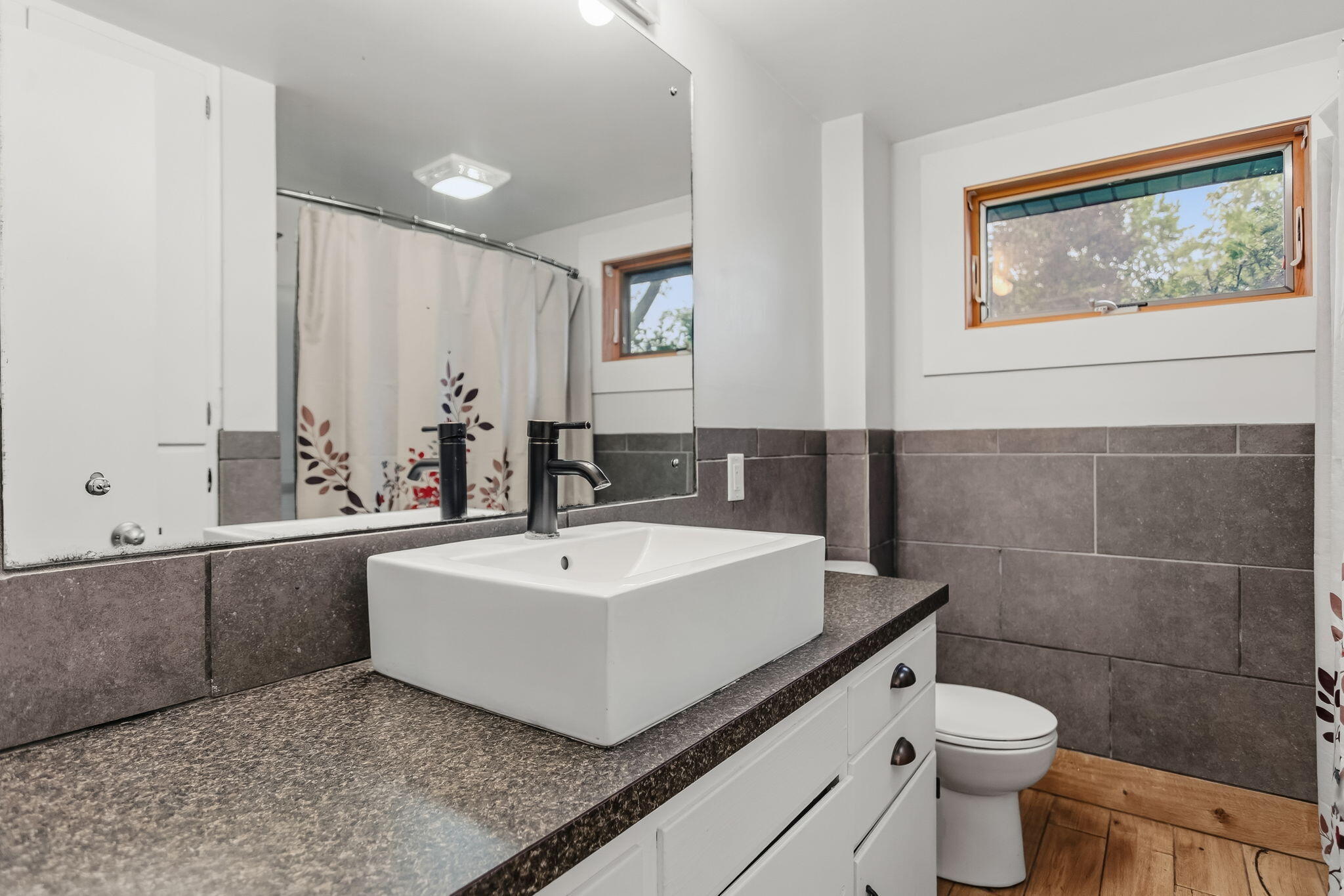 815 W 24th Street