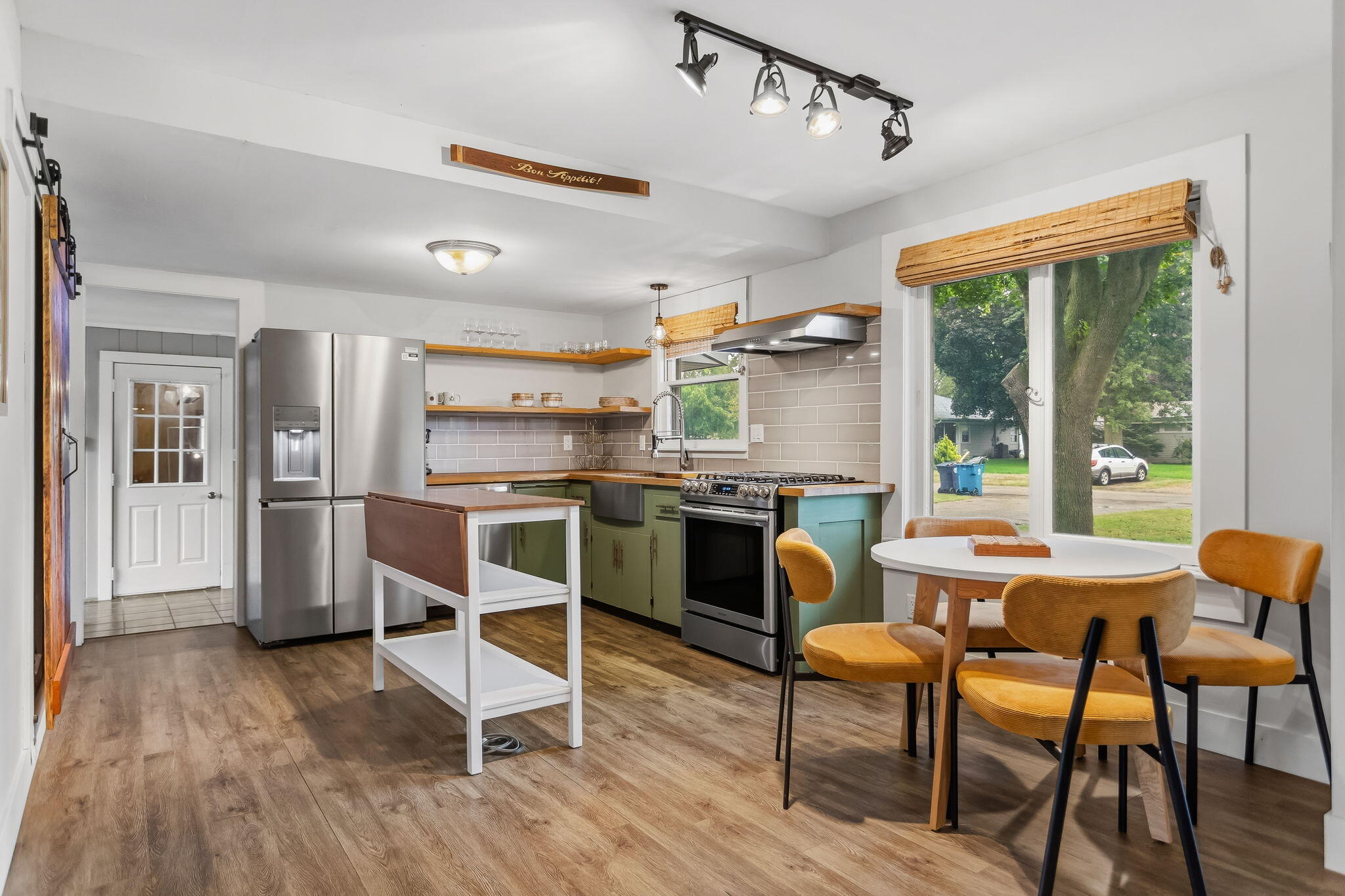 815 W 24th Street