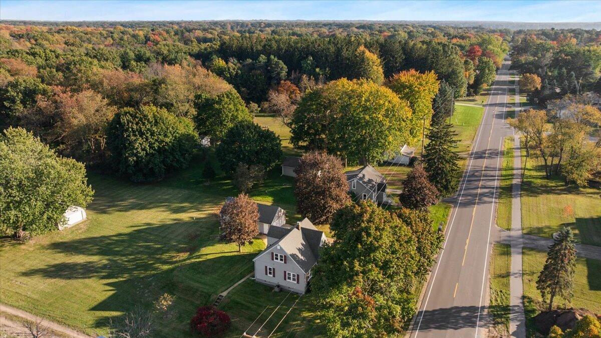 187 N 160th Avenue