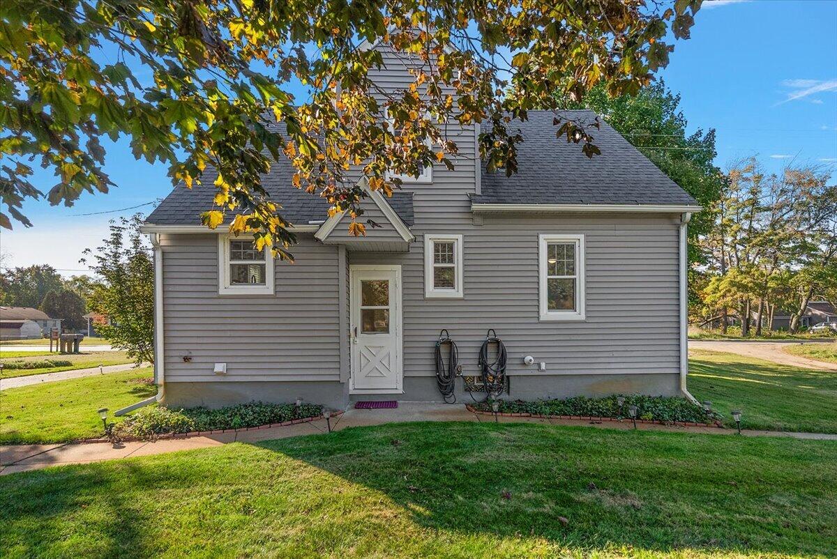 187 N 160th Avenue