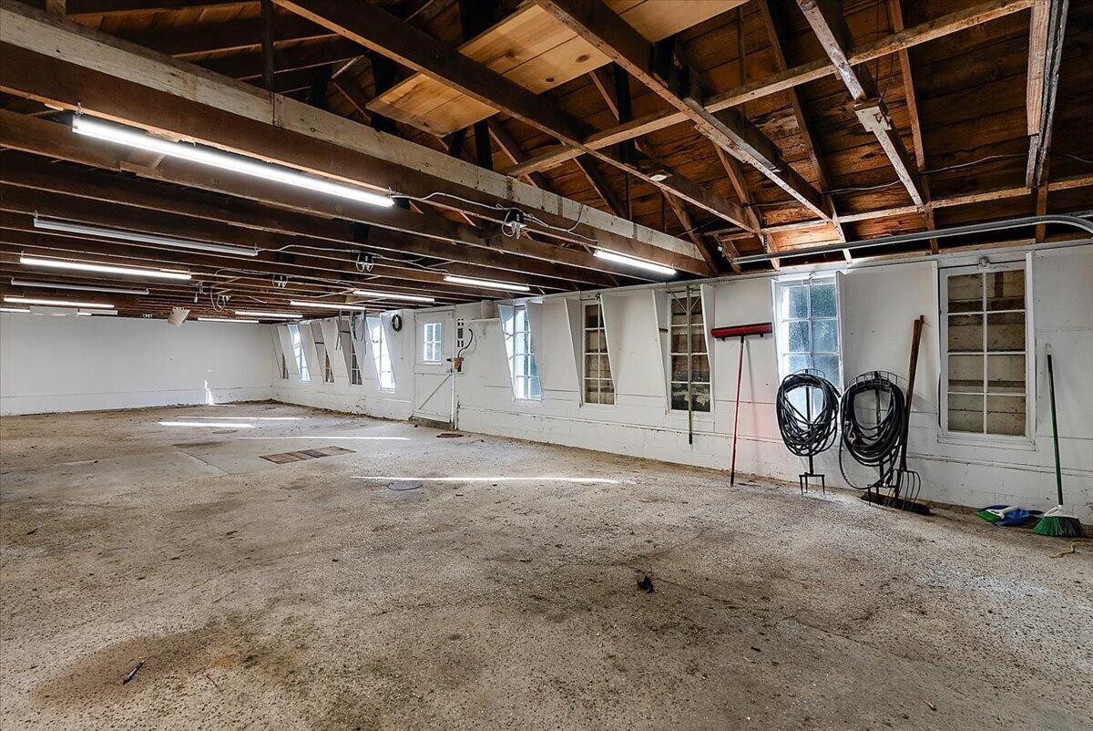 187 N 160th Avenue