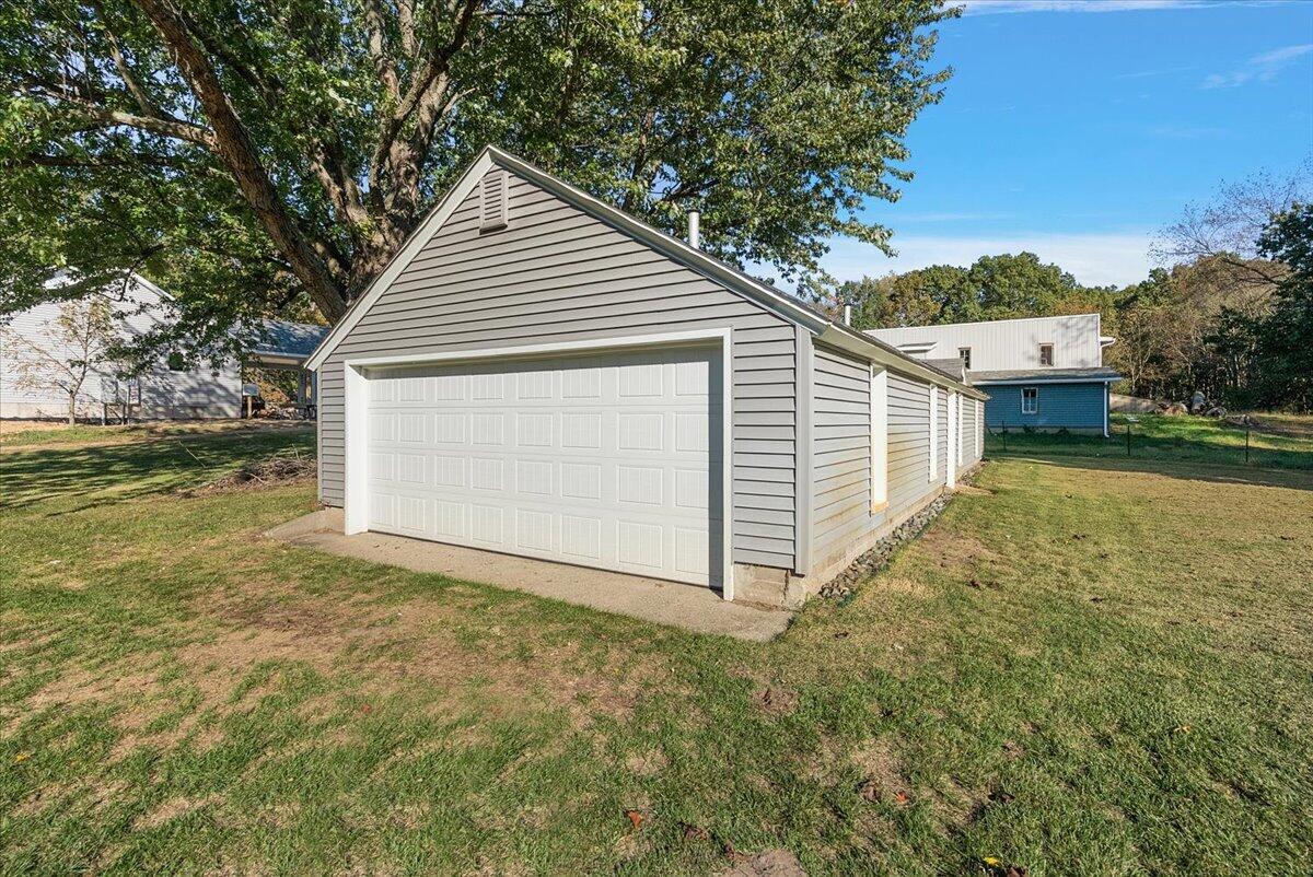 187 N 160th Avenue