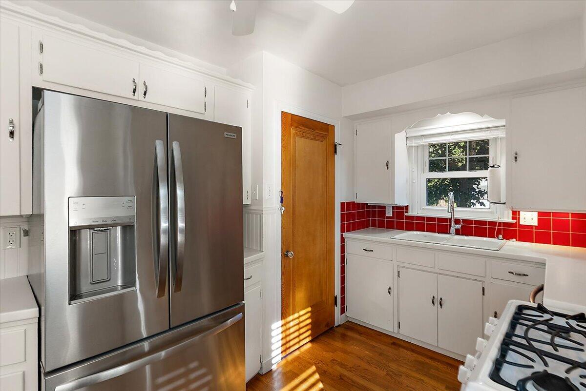 187 N 160th Avenue