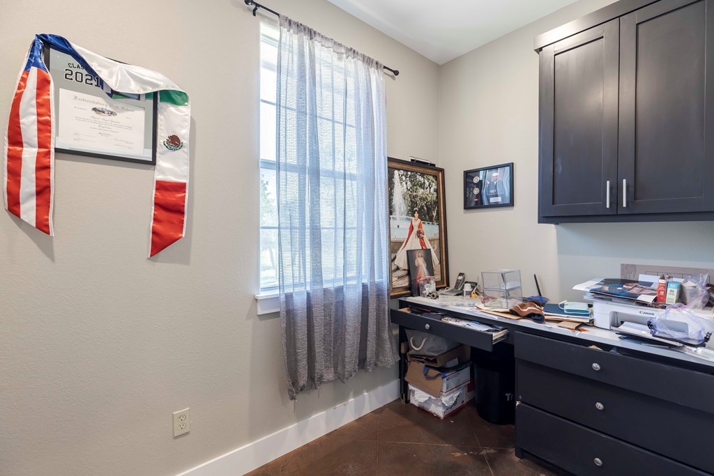 74 Friedrich Cemetery Rd