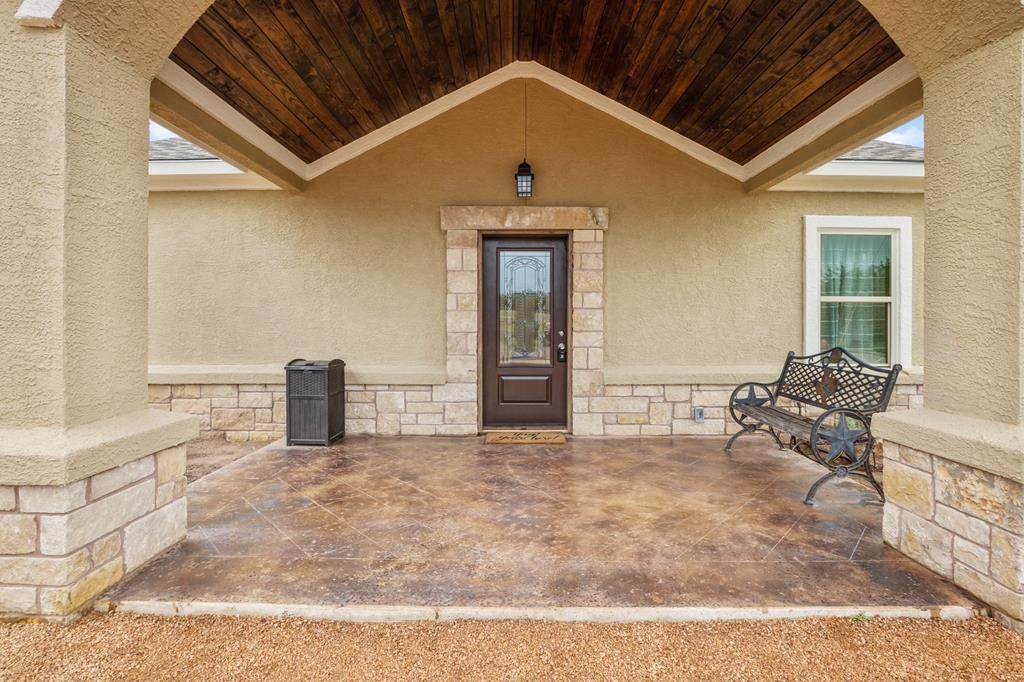 74 Friedrich Cemetery Rd