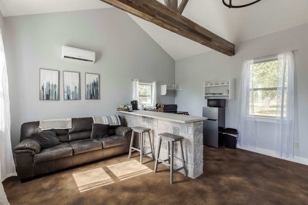 74 Friedrich Cemetery Rd