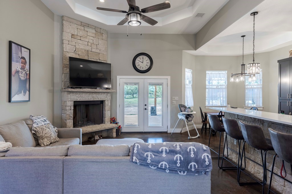 74 Friedrich Cemetery Rd