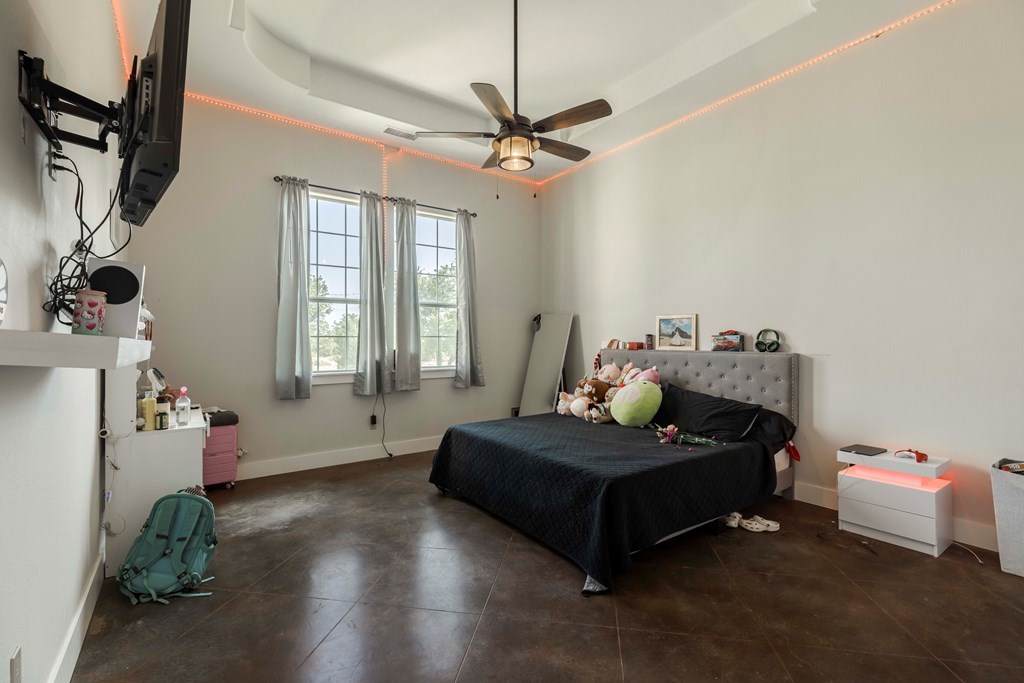 74 Friedrich Cemetery Rd