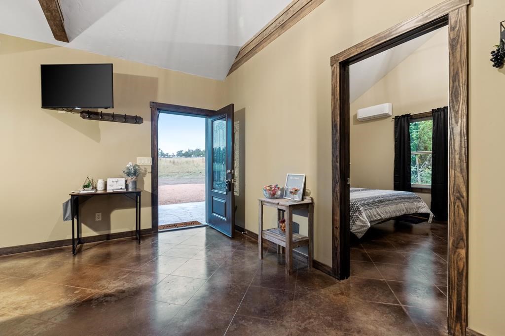 74 Friedrich Cemetery Rd