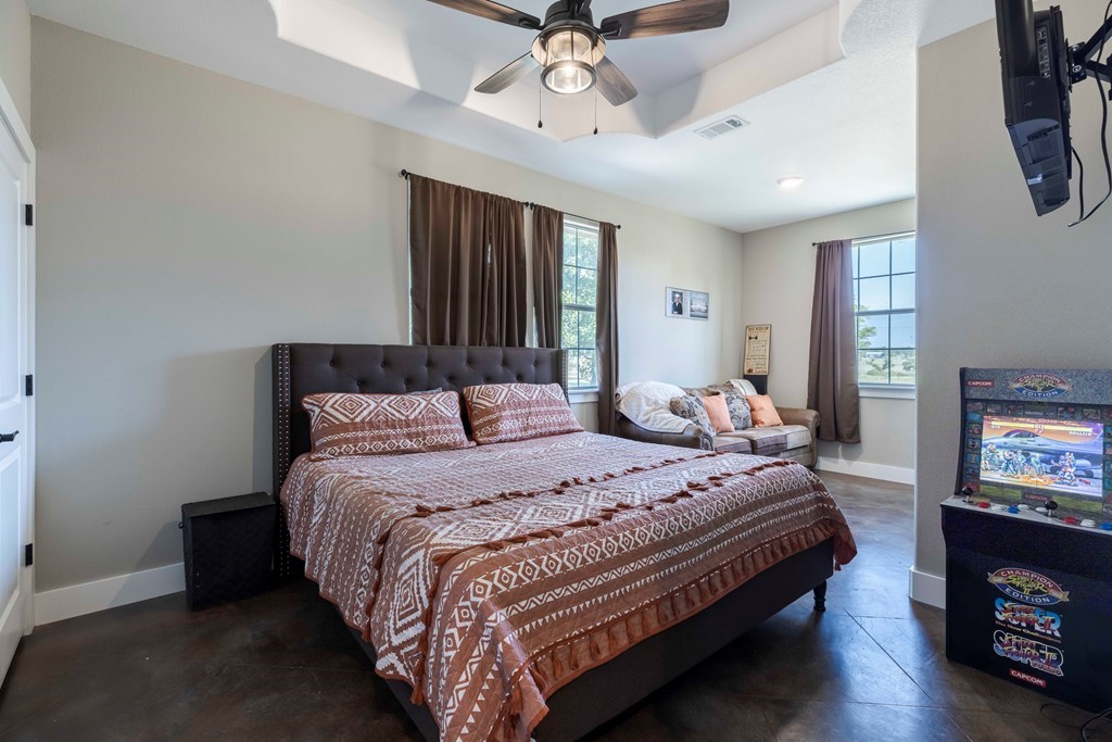 74 Friedrich Cemetery Rd