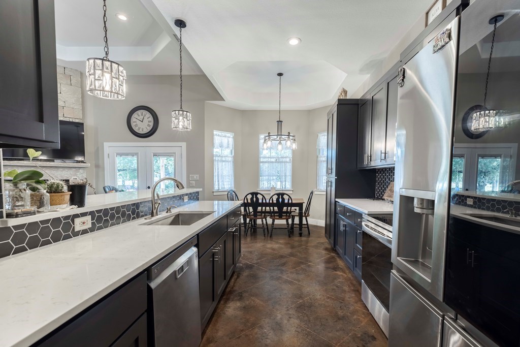 74 Friedrich Cemetery Rd