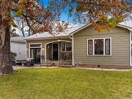 207 N Acorn St Unit: 7-pt