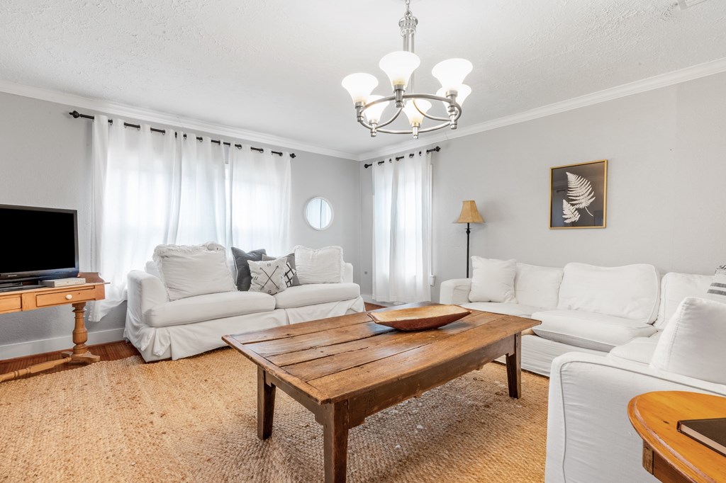 509 W Centre St