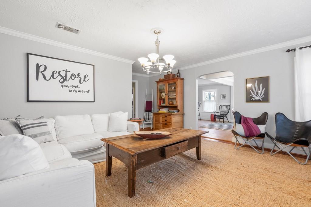 509 W Centre St
