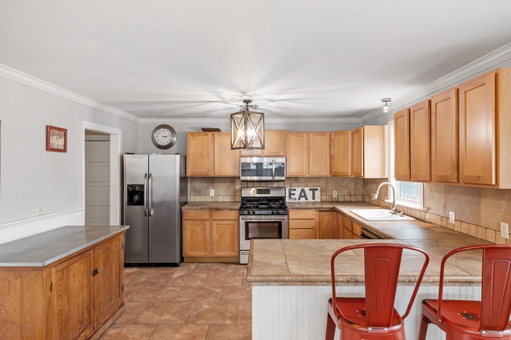 509 W Centre St