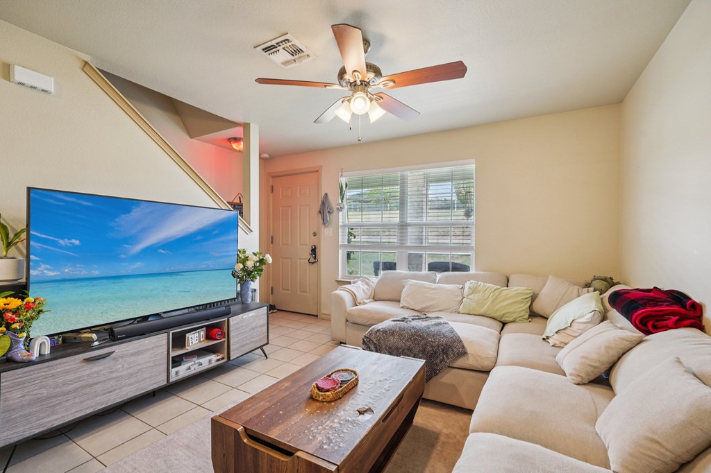 2312 Sailing Way