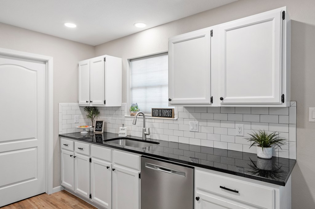 116 Henrietta Court