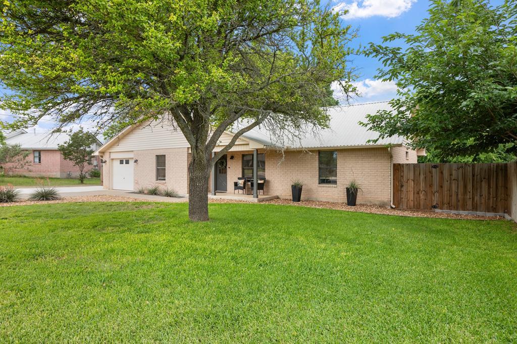 116 Henrietta Court