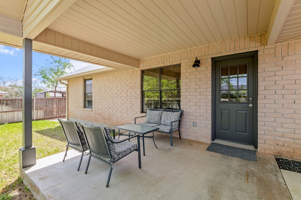 116 Henrietta Court