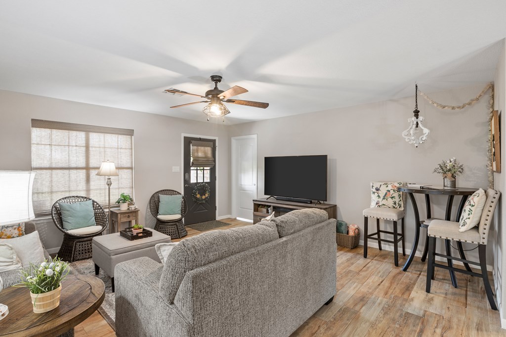 116 Henrietta Court