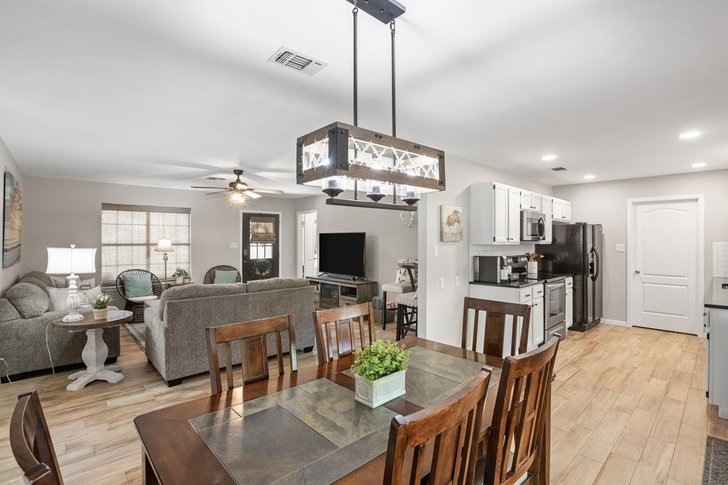 116 Henrietta Court