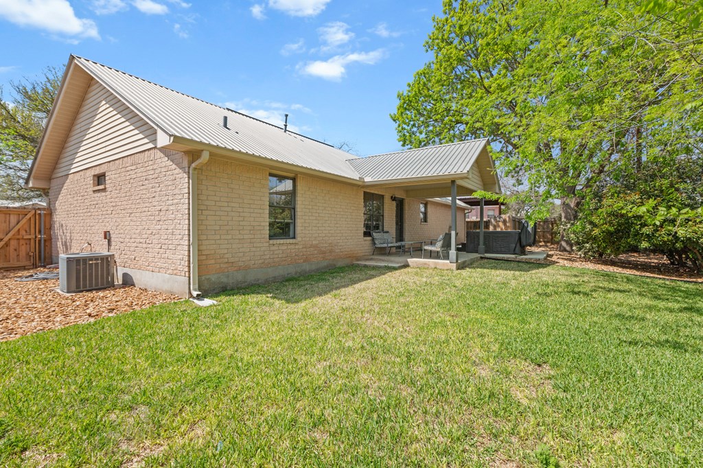116 Henrietta Court