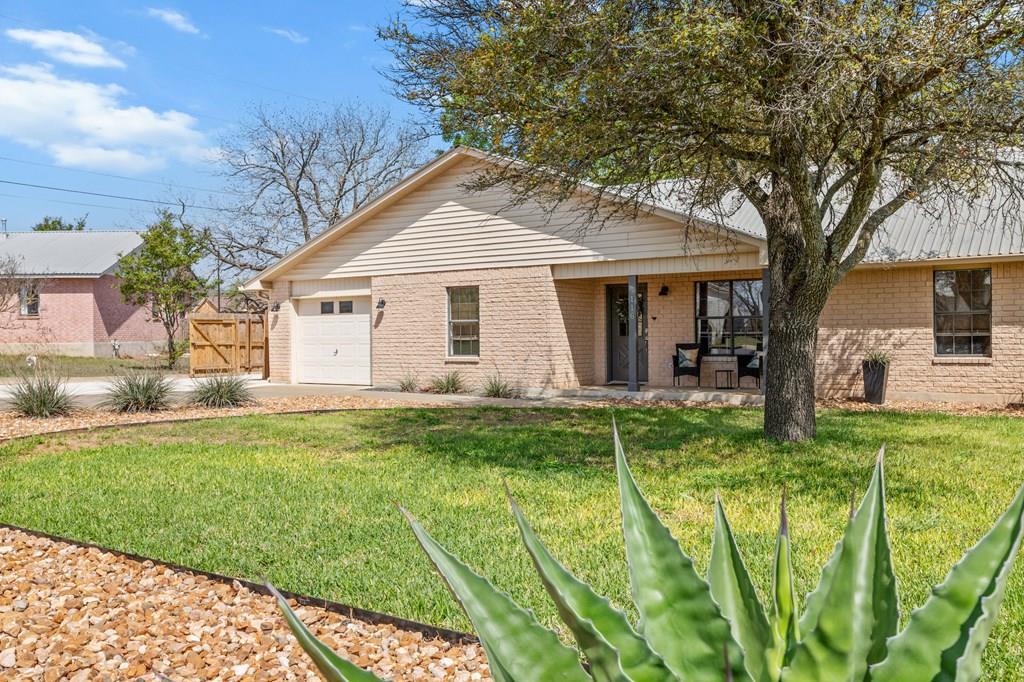116 Henrietta Court