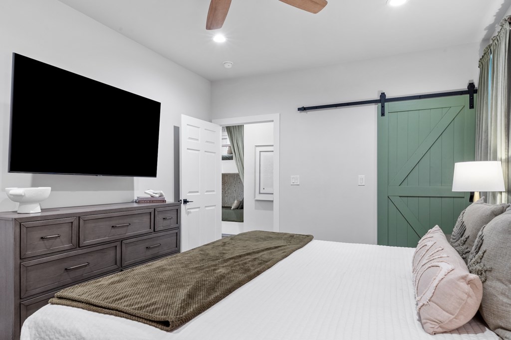 1003 Friendship Lane # 401