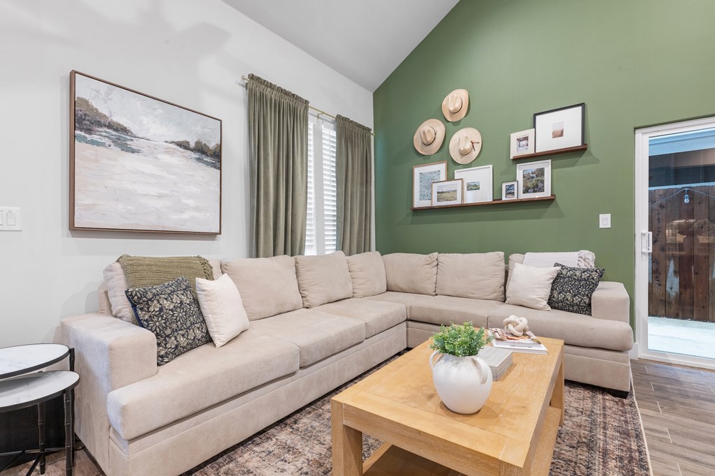 1003 Friendship Lane # 401