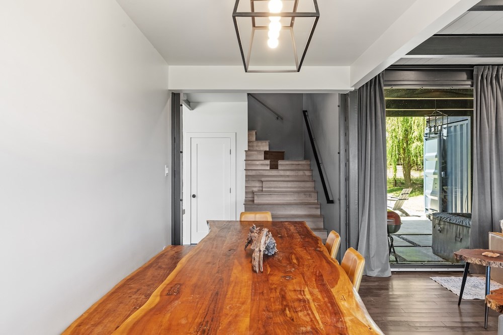 232 Spring Rd