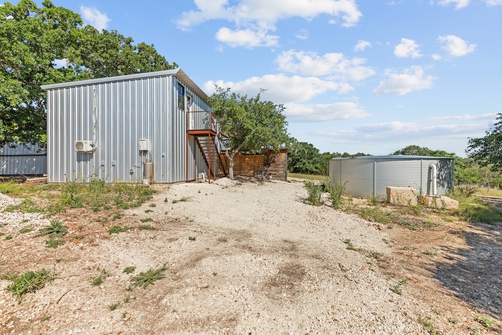 230 E Spring Rd