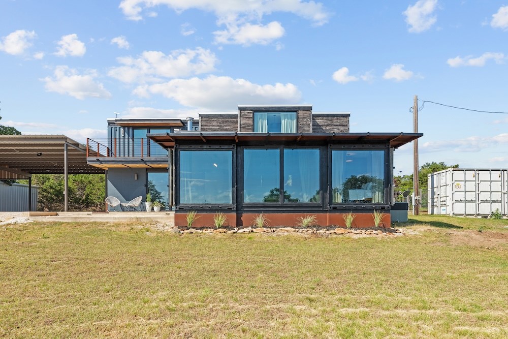 230 E Spring Rd