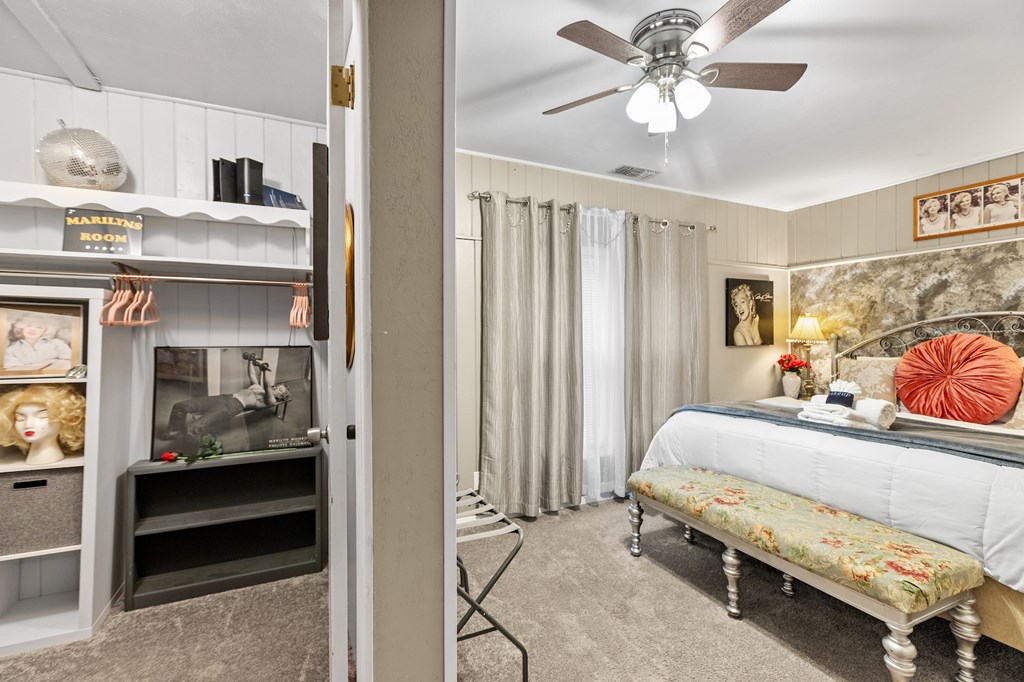 812 W Austin St