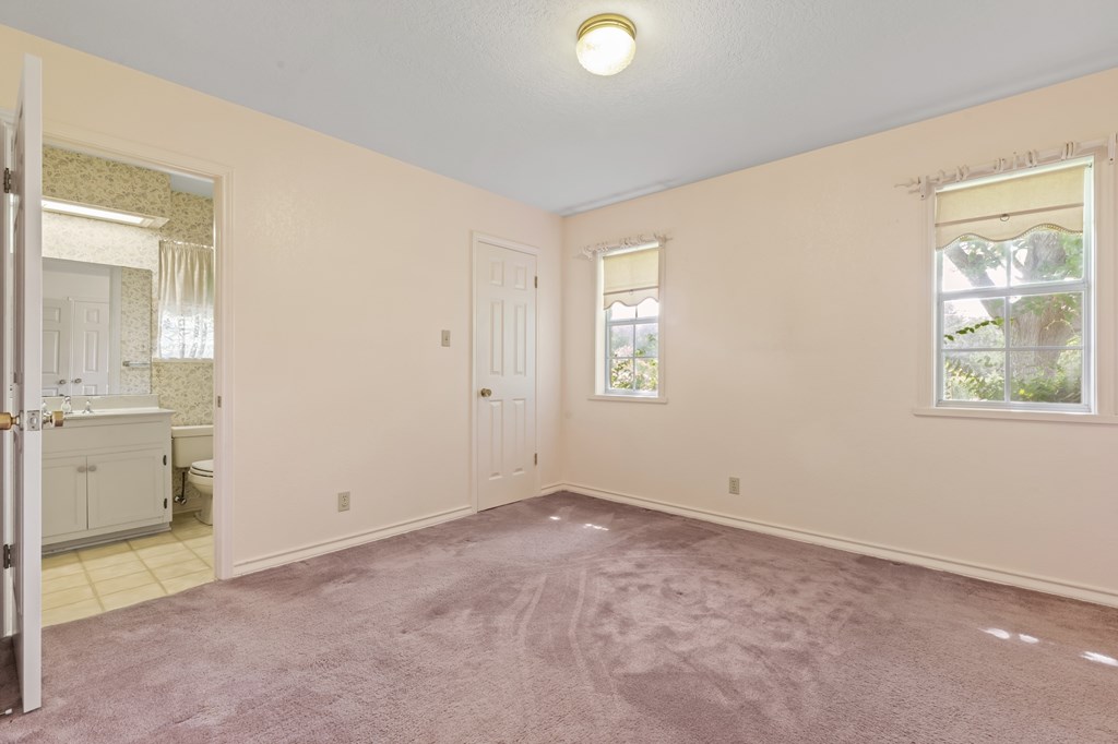 214 Northwood Hills Dr