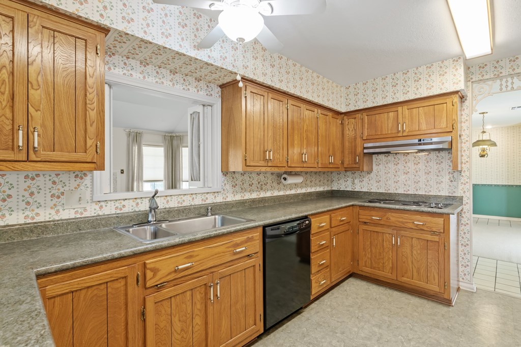 214 Northwood Hills Dr