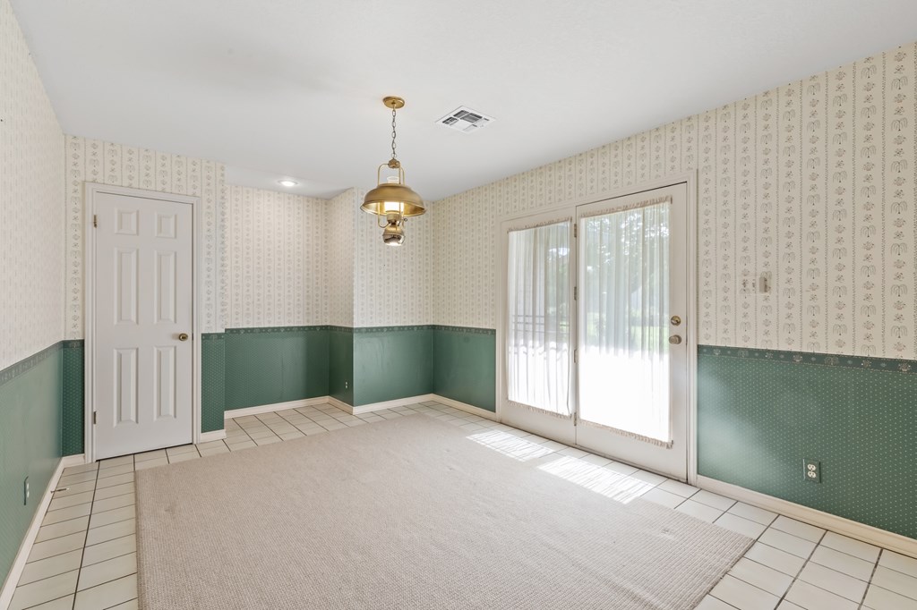 214 Northwood Hills Dr