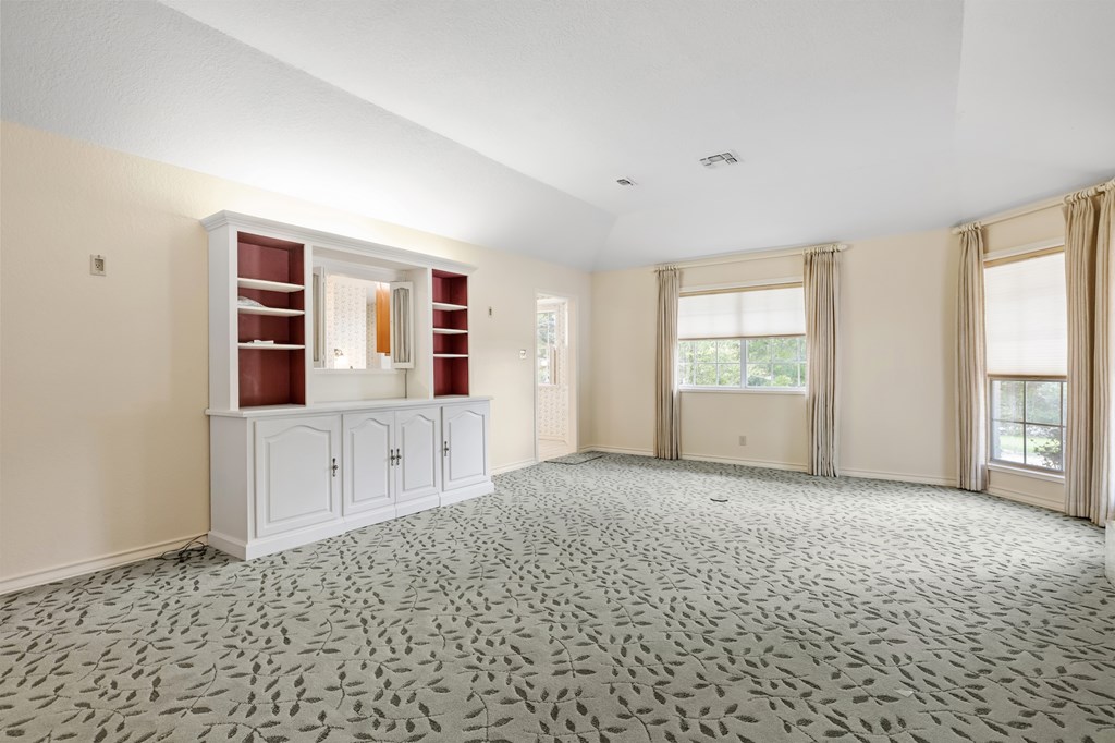 214 Northwood Hills Dr