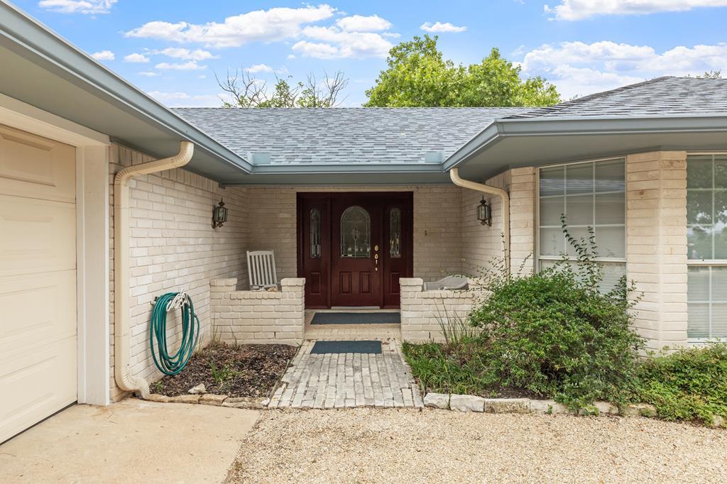 214 Northwood Hills Dr