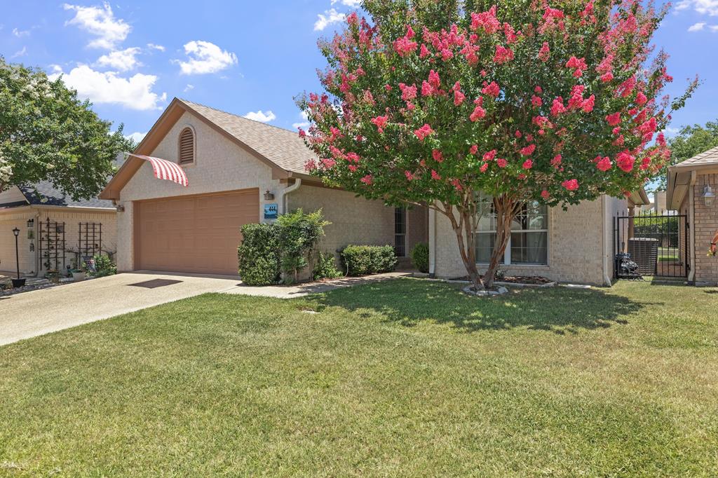 444 Summit Circle