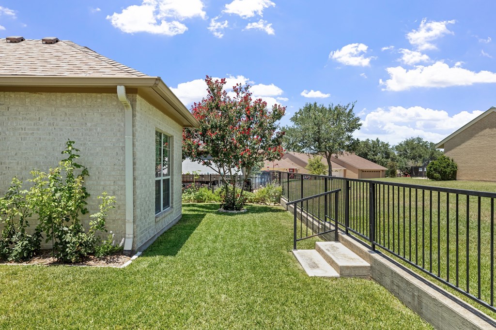 444 Summit Circle