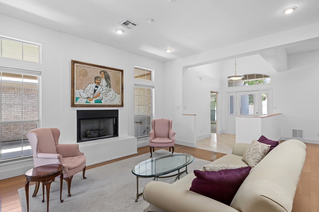 444 Summit Circle