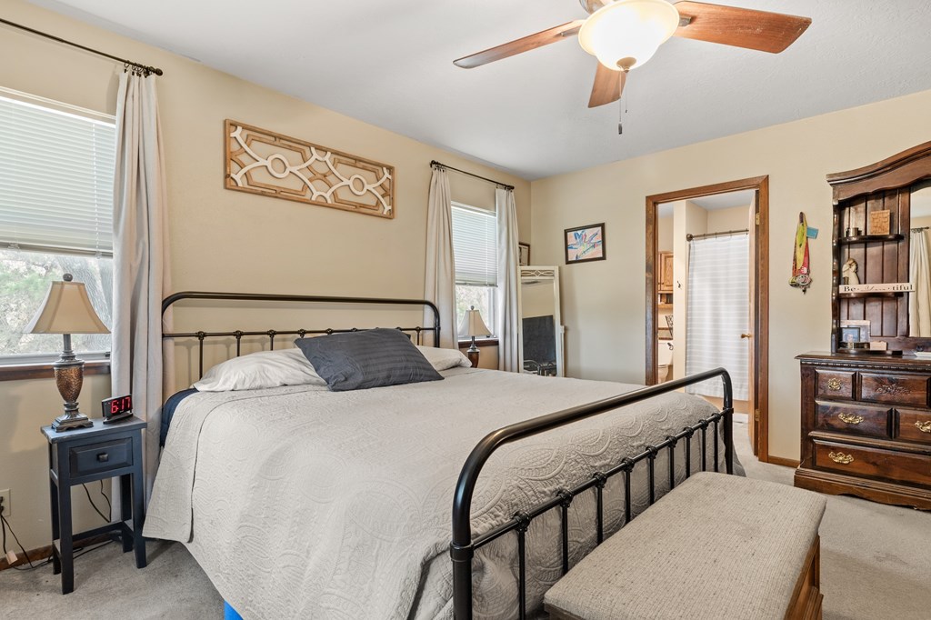 393 Marschall Creek Rd