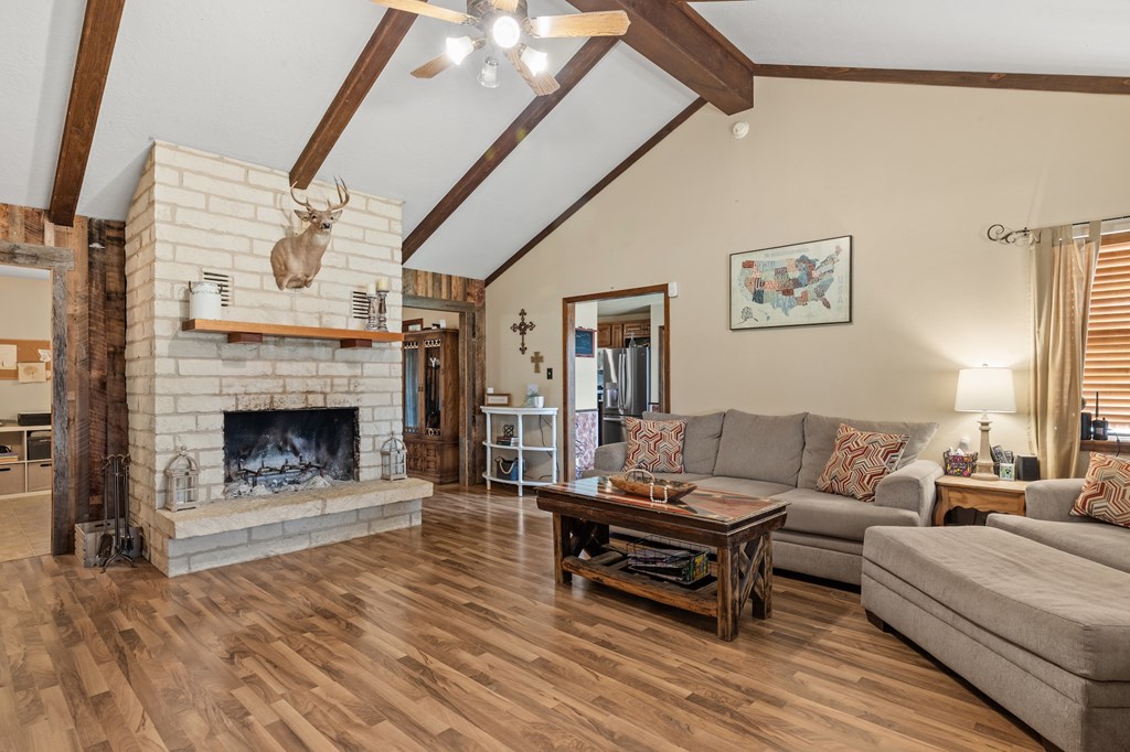 393 Marschall Creek Rd